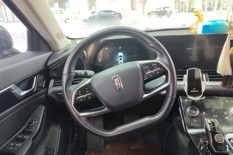 Used 2021 Bestune B70 1.5T photo 6